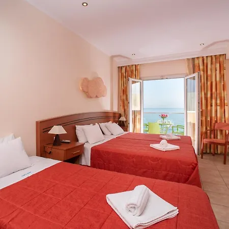 ホテル Corfu Maris 4*
