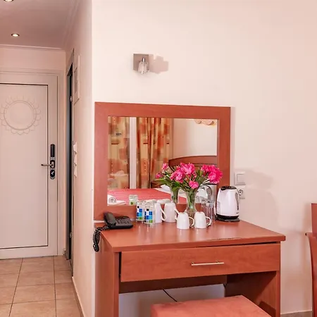 Corfu Maris ホテル 4*
