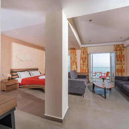 ホテル Corfu Maris 4*