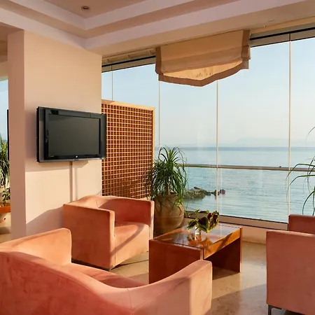 ホテル Corfu Maris 4*